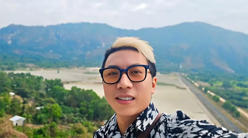 Ngoài tập trung vào xây dựng kênh trên nền tảng mạng xã hội, anh Phước đam mê với các hoạt động thiện nguyện