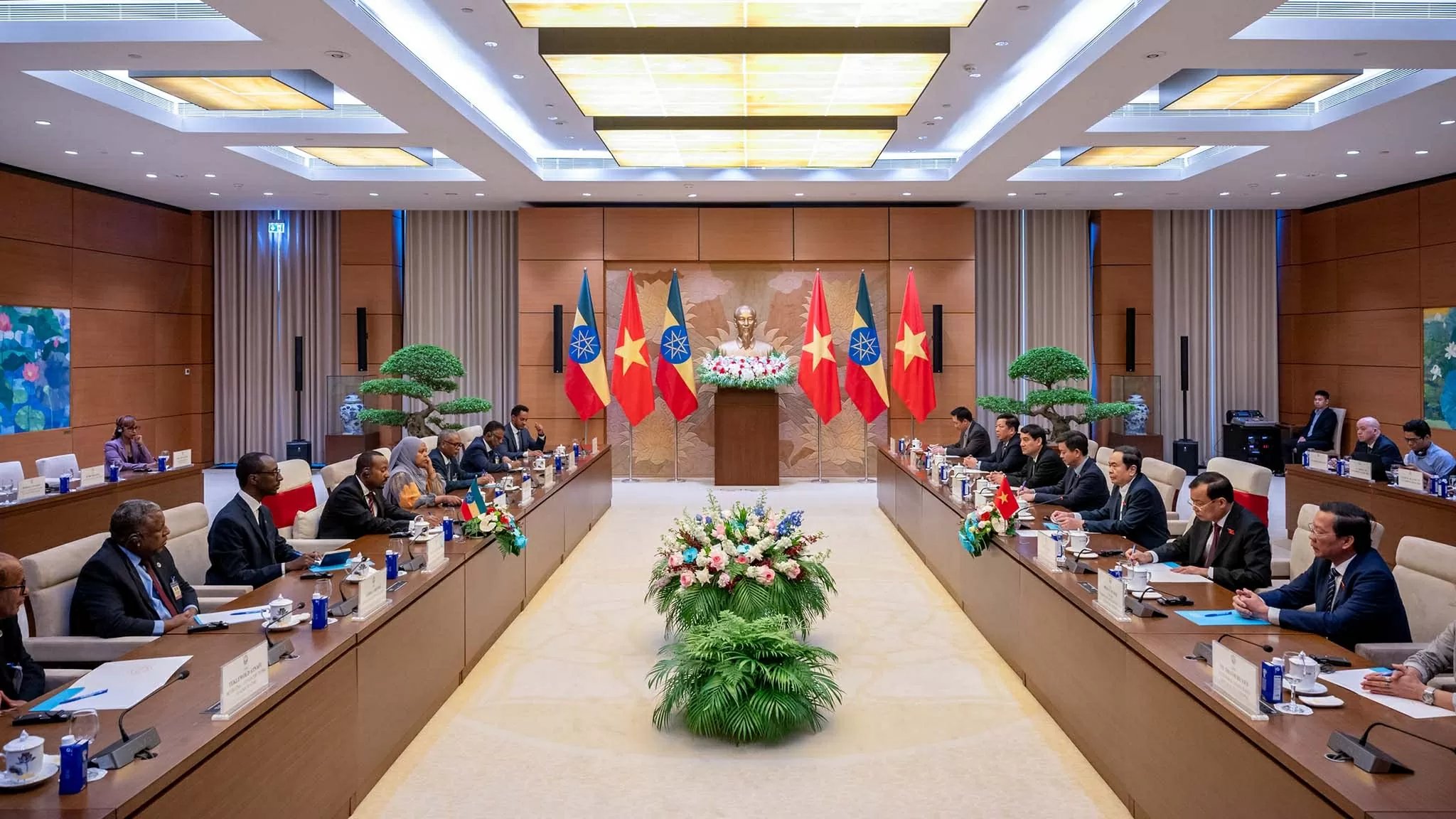 Chủ tịch Quốc hội Trần Thanh Mẫn hội kiến Thủ tướng Ethiopia Abiy Ahmed Ali
