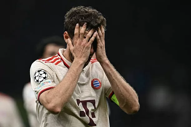 Muller cân bằng thành tích của Messi ở trận UEFA Champions League cuối cùng