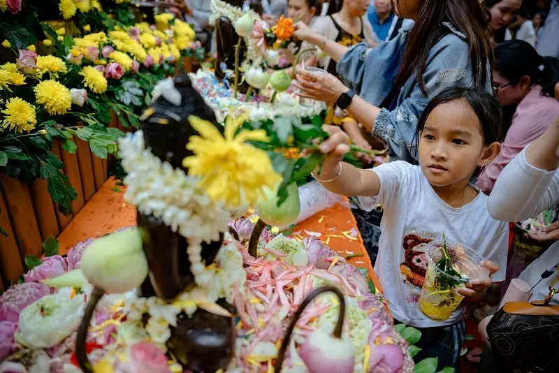 Đồng bào Khmer tại TP. Hồ Chí Minh đón Tết Chol Chnam Thmay ở chùa Candaransi Đồng bào Khmer tại TP. Hồ Chí Minh đón Tết Chol Chnam Thmay ở chùa Candaransi