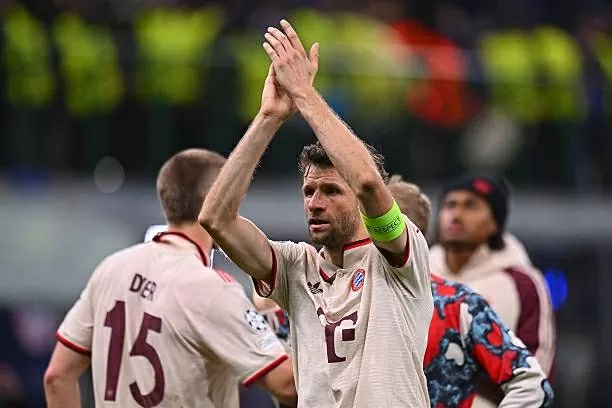 Muller cân bằng thành tích của Messi ở trận UEFA Champions League cuối cùng