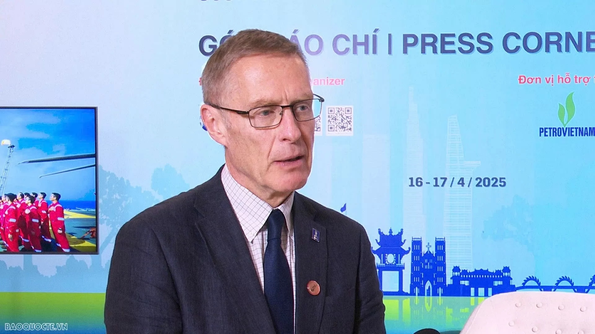 Phó Chủ tịch Quỹ phát triển nông nghiệp quốc tế (IFAD) Donal Brown chia sẻ, trọng tâm của tổ chức luôn là trao quyền cho các cộng đồng nông thôn, đặc biệt là phụ nữ, thanh niên và đồng bào dân tộc thiểu số. (Ảnh: Thành Long)