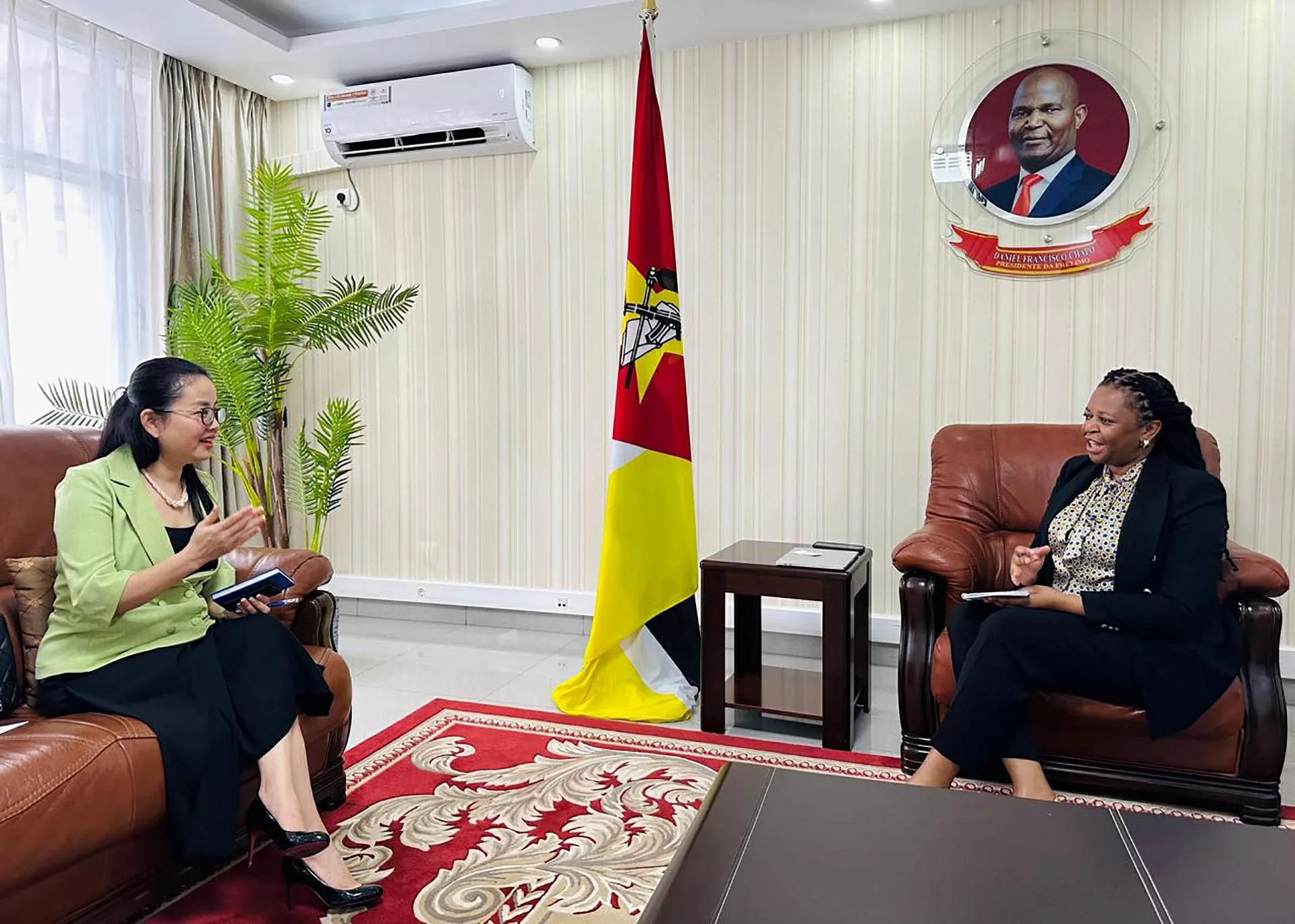 Đảng FRELIMO luôn coi trọng quan hệ hữu nghị, hợp tác Việt Nam-Mozambique Đảng FRELIMO luôn coi trọng quan hệ hữu nghị, hợp tác Việt Nam-Mozambique