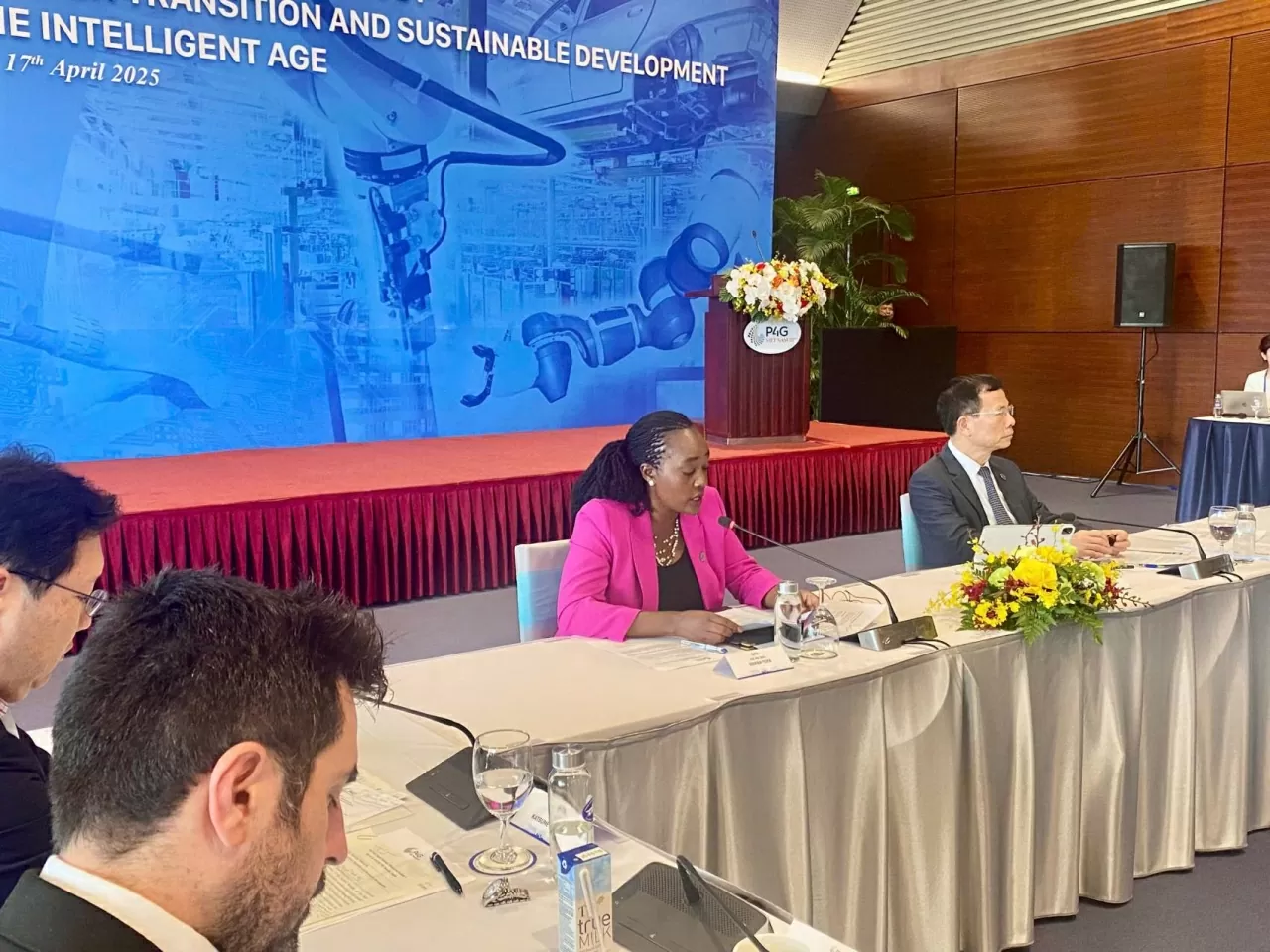 Bà Hon. Soipan Tuya, Bộ trưởng Quốc phòng Kenya(Ảnh: Xuân Sơn) Bà Hon. Soipan Tuya, Bộ trưởng Quốc phòng Kenya(Ảnh: Xuân Sơn)