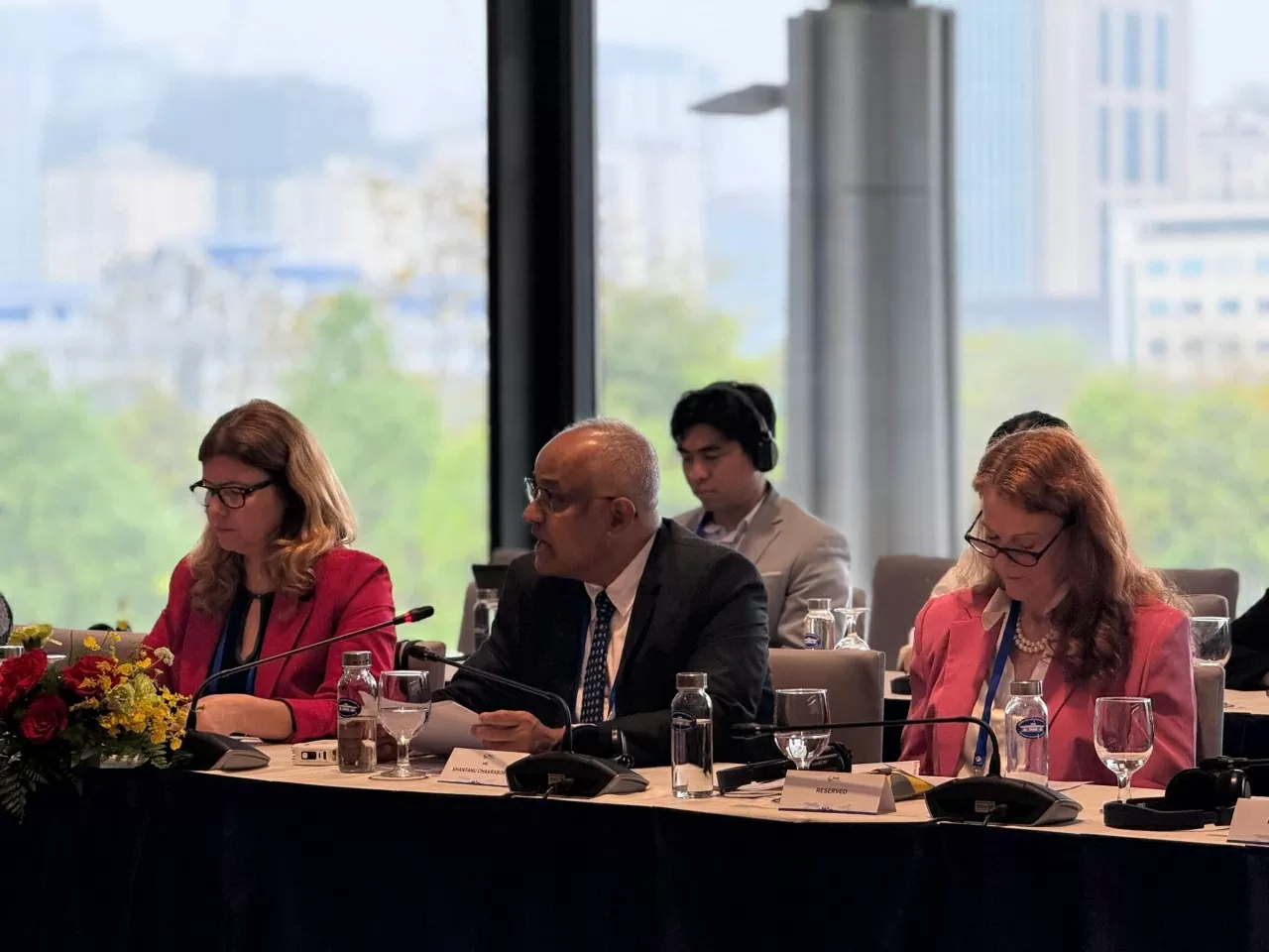 Đầu tư vào con người - Kiến tạo đội ngũ cho nền kinh tế tương lai Đầu tư vào con người - Kiến tạo đội ngũ cho nền kinh tế tương lai