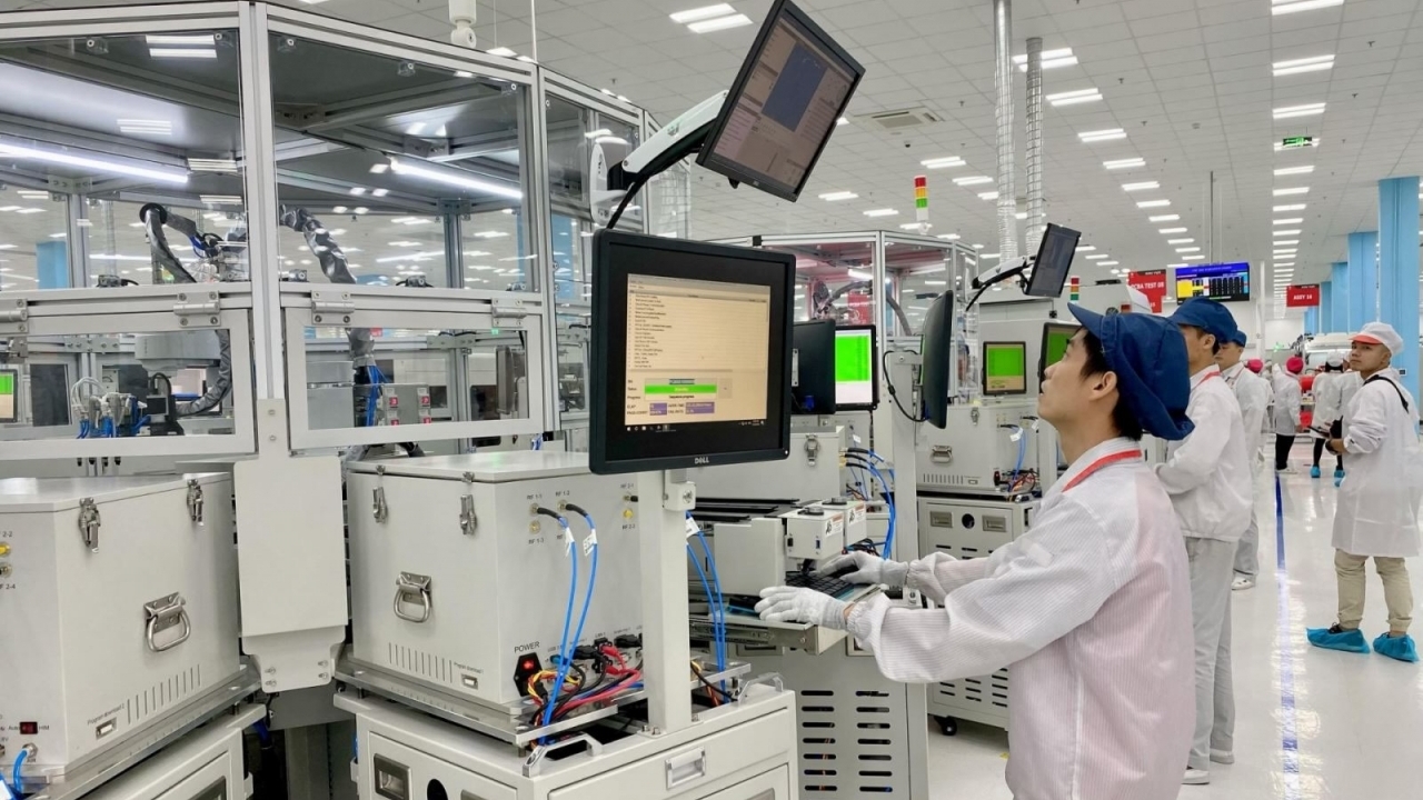 xay dung nang luc doi moi sang tao hien thuc hoa tam nhin phat trien ben vung