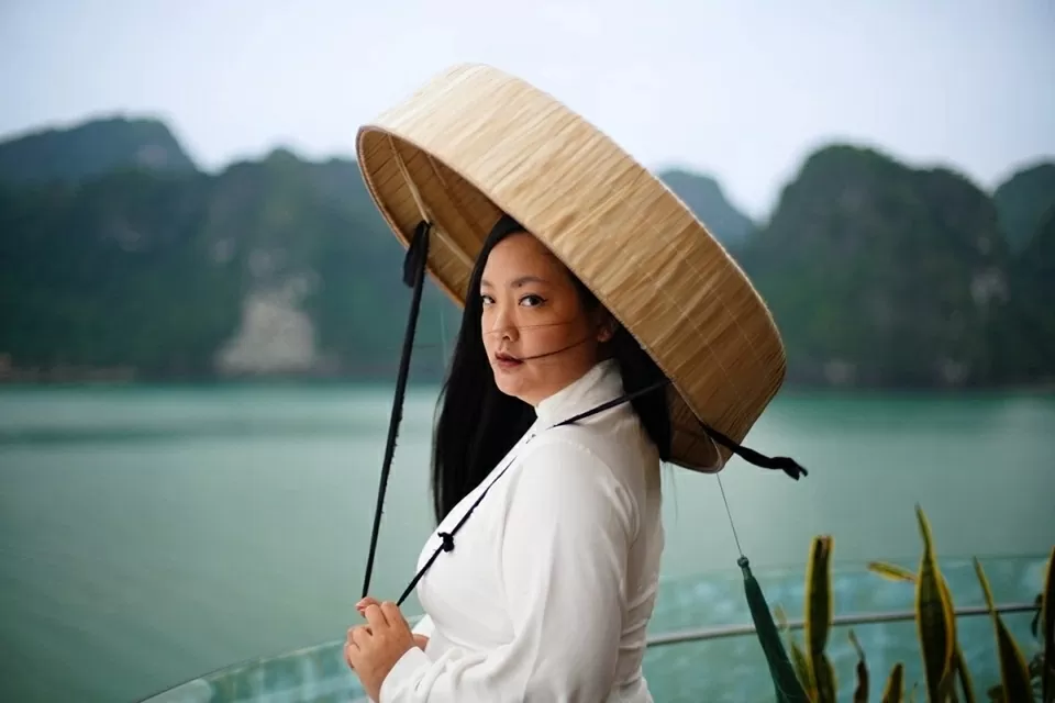 Người phụ nữ gốc Việt đầu tiên bay vào vũ trụ coi áo dài là di sản, cội nguồn dân tộc Người phụ nữ gốc Việt đầu tiên bay vào vũ trụ coi áo dài là di sản, cội nguồn dân tộc