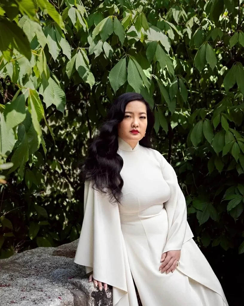 Người phụ nữ gốc Việt đầu tiên bay vào vũ trụ mê diện áo dài Người phụ nữ gốc Việt đầu tiên bay vào vũ trụ mê diện áo dài