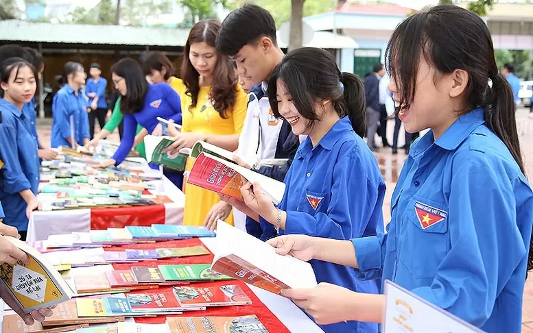 Văn hóa đọc trong thời đại số: Thách thức hay cơ hội vàng?