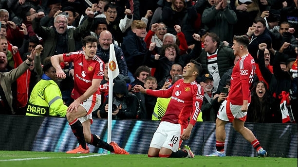 Thắng nghẹt thở Lyon, Man Utd làm nên lịch sử cúp châu Âu