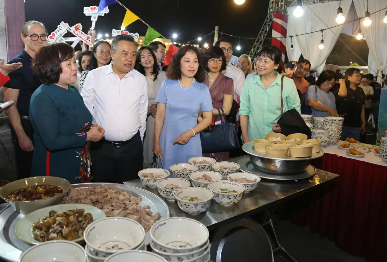 Khai mạc Festival Tinh hoa phở Việt: Thương hiệu vươn tầm thế giới