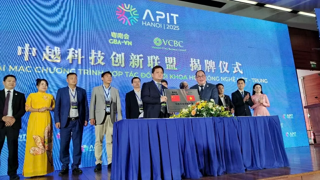 Lễ ký kết hợp tác giữa hai đại diện Việt Nam và Trung Quốc. (Ảnh: Hải Phương)