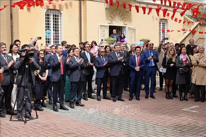 Kỷ niệm 50 năm Ngày Giải phóng miền Nam tại Italy Kỷ niệm 50 năm Ngày Giải phóng miền Nam tại Italy