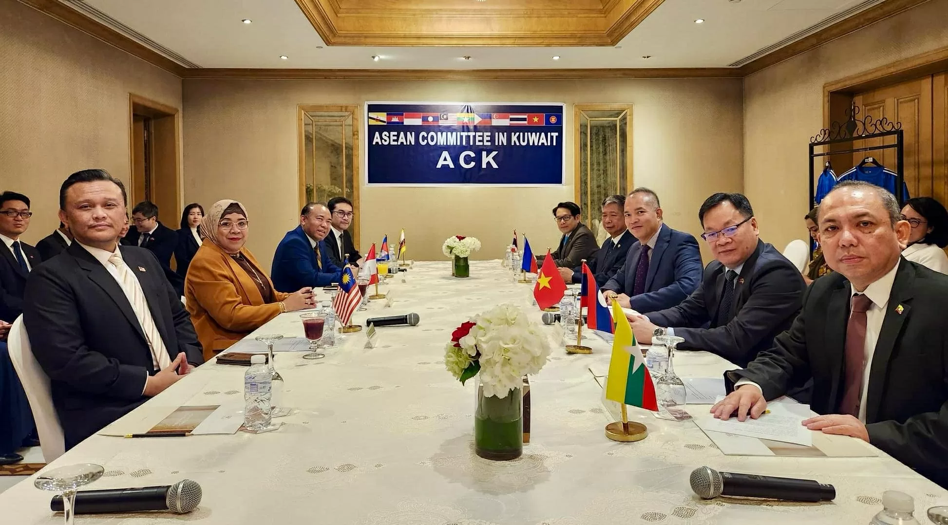 Đại sứ quán Việt Nam tại Kuwait đề xuất các sáng kiến nhằm tăng cường hợp tác ASEAN với nước sở tại Đại sứ quán Việt Nam tại Kuwait đề xuất các sáng kiến nhằm tăng cường hợp tác ASEAN với nước sở tại