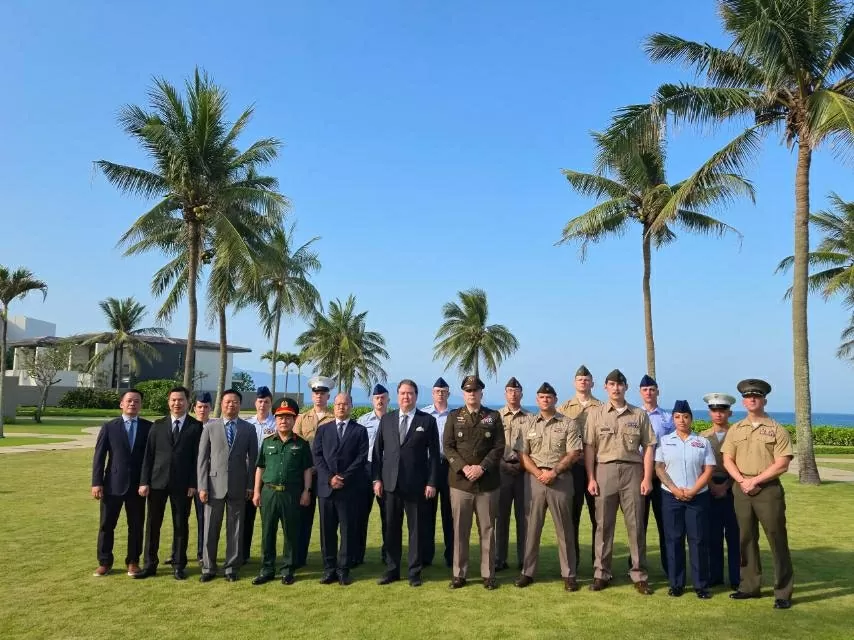 Lễ trao trả hài cốt quân nhân Hoa kỳ lần thứ 169 Lễ trao trả hài cốt quân nhân Hoa kỳ lần thứ 169