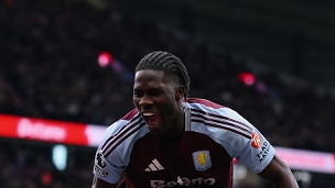 Aston Villa đá bại Newcastle, cạnh tranh gắt suất dự cúp châu Âu