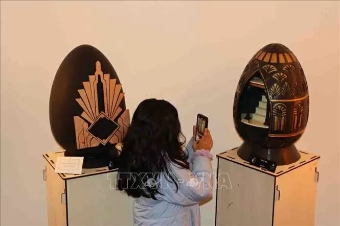 ‘Bel’œuf’ giới thiệu những quả trứng chocolate đặc biệt ở nước Bỉ ‘Bel’œuf’ giới thiệu những quả trứng chocolate đặc biệt ở nước Bỉ