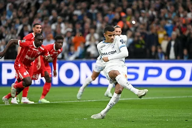 Mason Greenwood có thể trở lại Ngoại hạng Anh vào mùa Hè. Mason Greenwood có thể trở lại Ngoại hạng Anh vào mùa Hè.