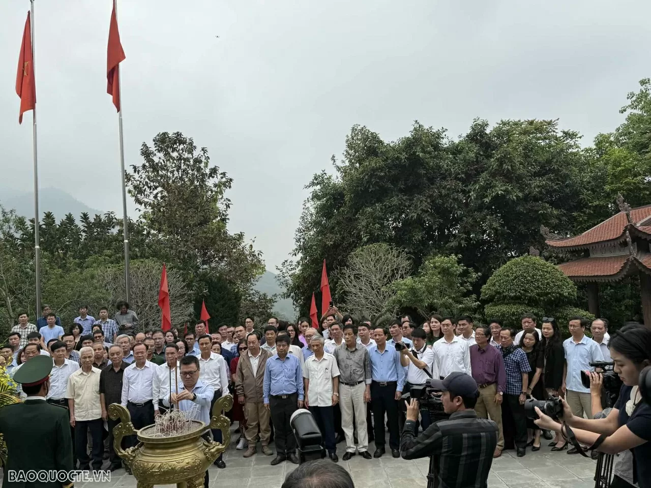 ‘Về nguồn’: Hành trình ôn lại truyền thống vẻ vang của Báo chí cách mạng Việt Nam ‘Về nguồn’: Hành trình ôn lại truyền thống vẻ vang của Báo chí cách mạng Việt Nam