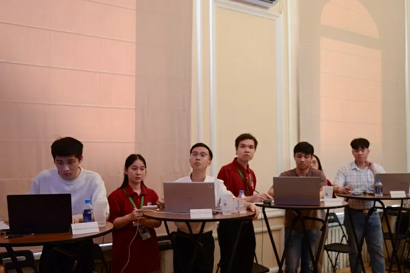 Hội sách Mầm 2025 thu hút đông đảo thanh niên, sinh viên tại Nga