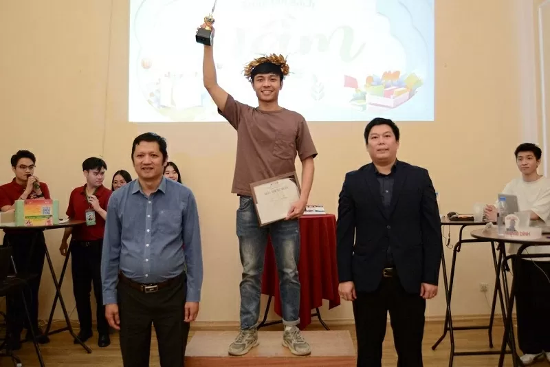 Hội sách Mầm 2025 thu hút đông đảo thanh niên, sinh viên tại Nga