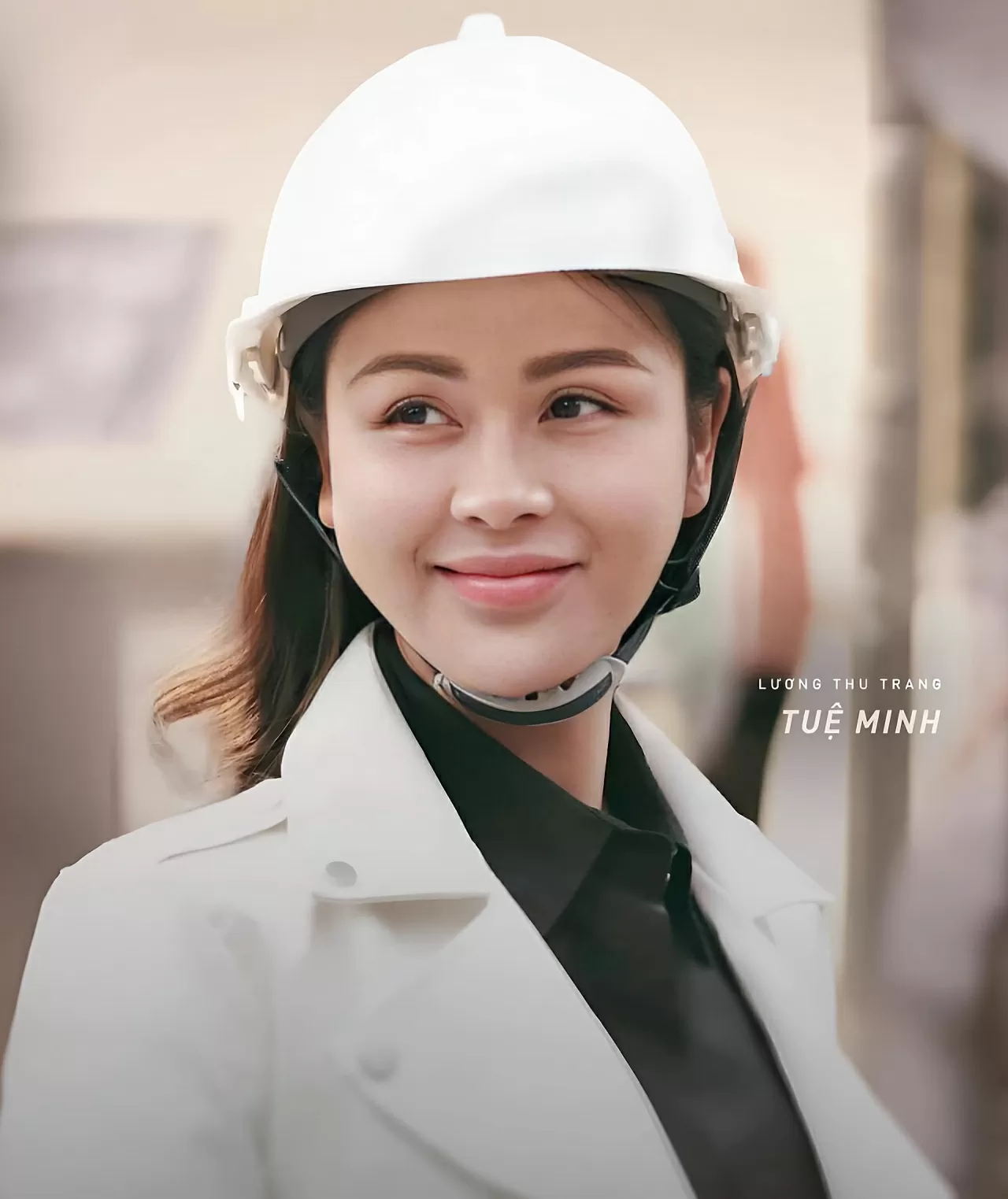 Ngắm vẻ gợi cảm của diễn viên Lương Thu Trang phim Cha tôi, người ở lại Ngắm vẻ gợi cảm của diễn viên Lương Thu Trang phim Cha tôi, người ở lại