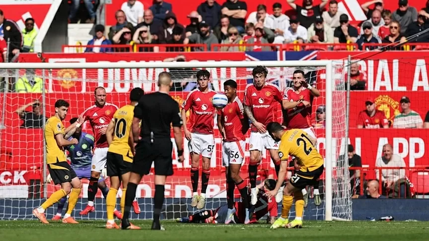 MU lập kỷ lục thua sân nhà ở Ngoại hạng Anh MU lập kỷ lục thua sân nhà ở Ngoại hạng Anh