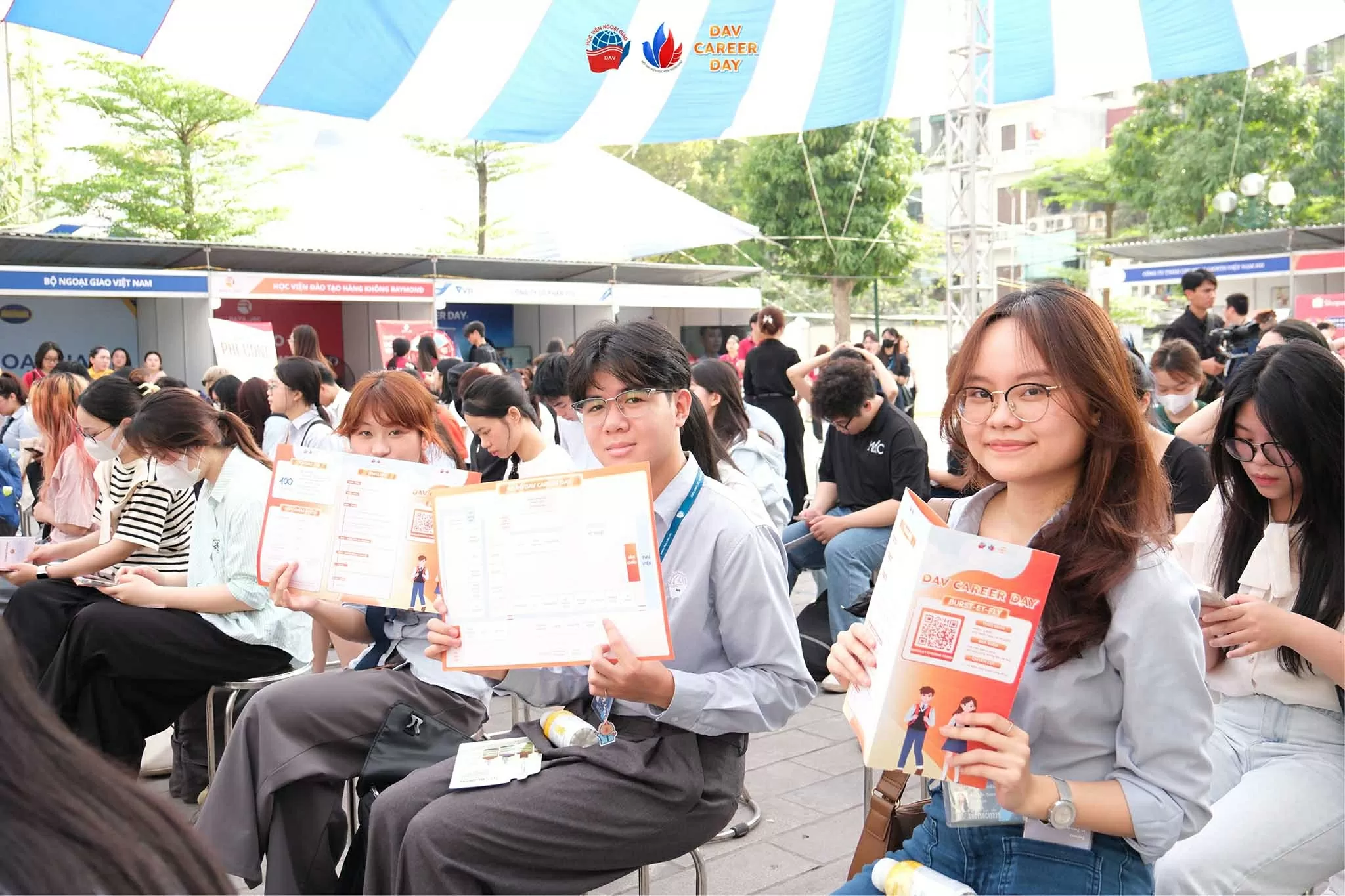 Cơ hội nghề nghiệp rộng mở từ ngày hội việc làm Học viện Ngoại giao 2025