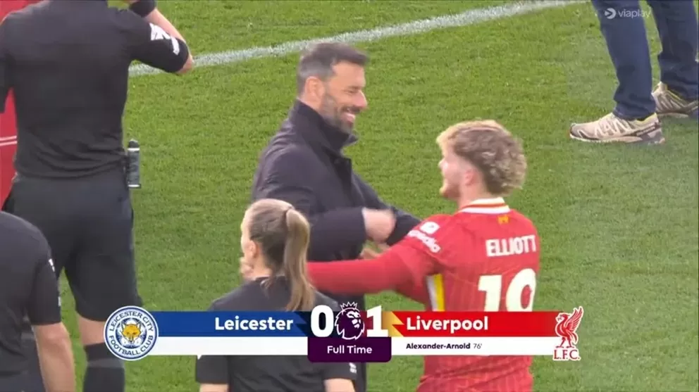 Leicester xuống hạng, HLV Van Nistelrooy phản ứng gây tranh cãi Leicester xuống hạng, HLV Van Nistelrooy phản ứng gây tranh cãi