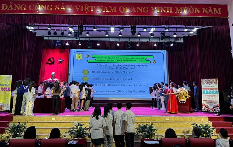 Sắc màu Phục Sinh: Khi truyền thống Nga lan tỏa trong không gian văn hóa Việt Sắc màu Phục Sinh: Khi truyền thống Nga lan tỏa trong không gian văn hóa Việt