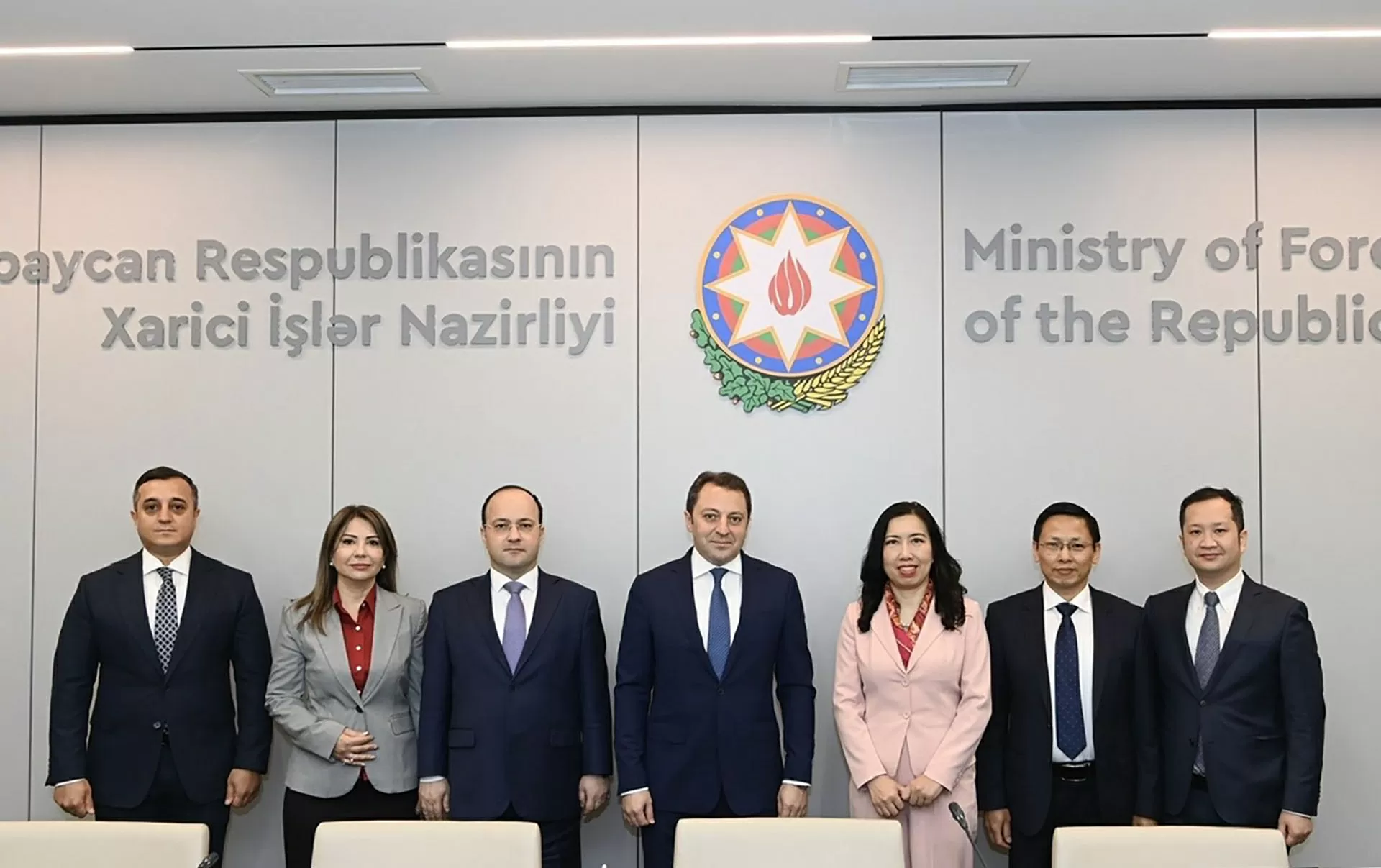 Thứ trưởng Ngoại giao Lê Thị Thu Hằng thăm Azerbaijan và đồng chủ trì Tham vấn chính trị Thứ trưởng Ngoại giao Lê Thị Thu Hằng thăm Azerbaijan và đồng chủ trì Tham vấn chính trị