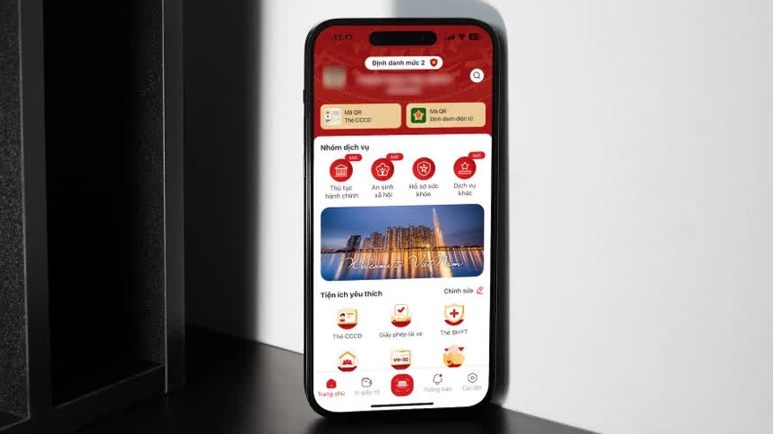 Hướng dẫn cách xem hộ khẩu điện tử trên VNeID mới nhất