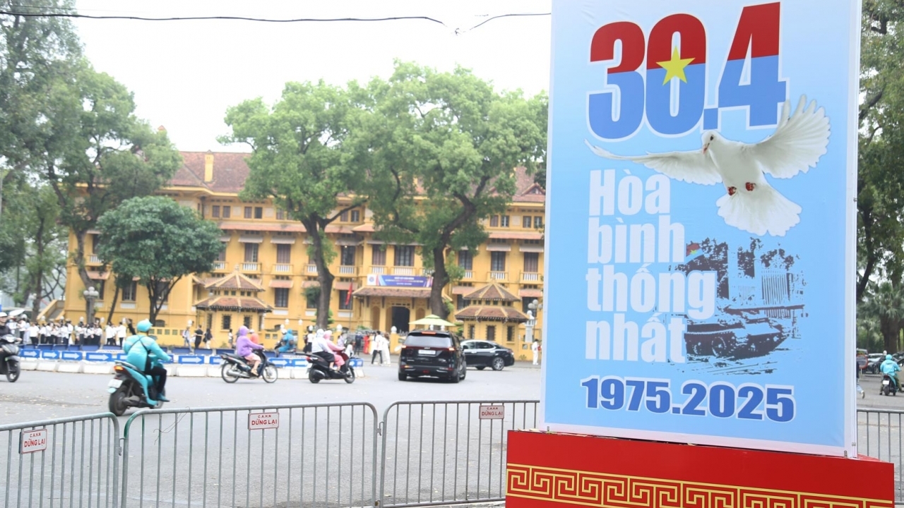 sang nay 234 dien ra hoi thao 50 nam thong nhat dat nuoc vai tro kien tao hoa binh cua ngoai giao trong lich su va hien tai