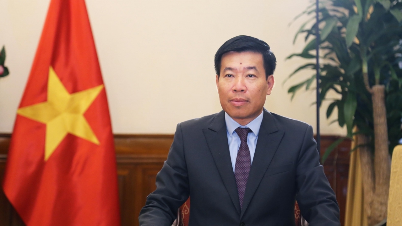 quan he dac biet viet lao tai san chung vo gia cua hai dan toc la hinh mau co mot khong hai tren the gioi