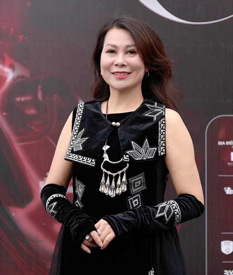 NTK Hàn Phượng – Nhà sáng lập Thương hiệu áo dài Việt Phượng.