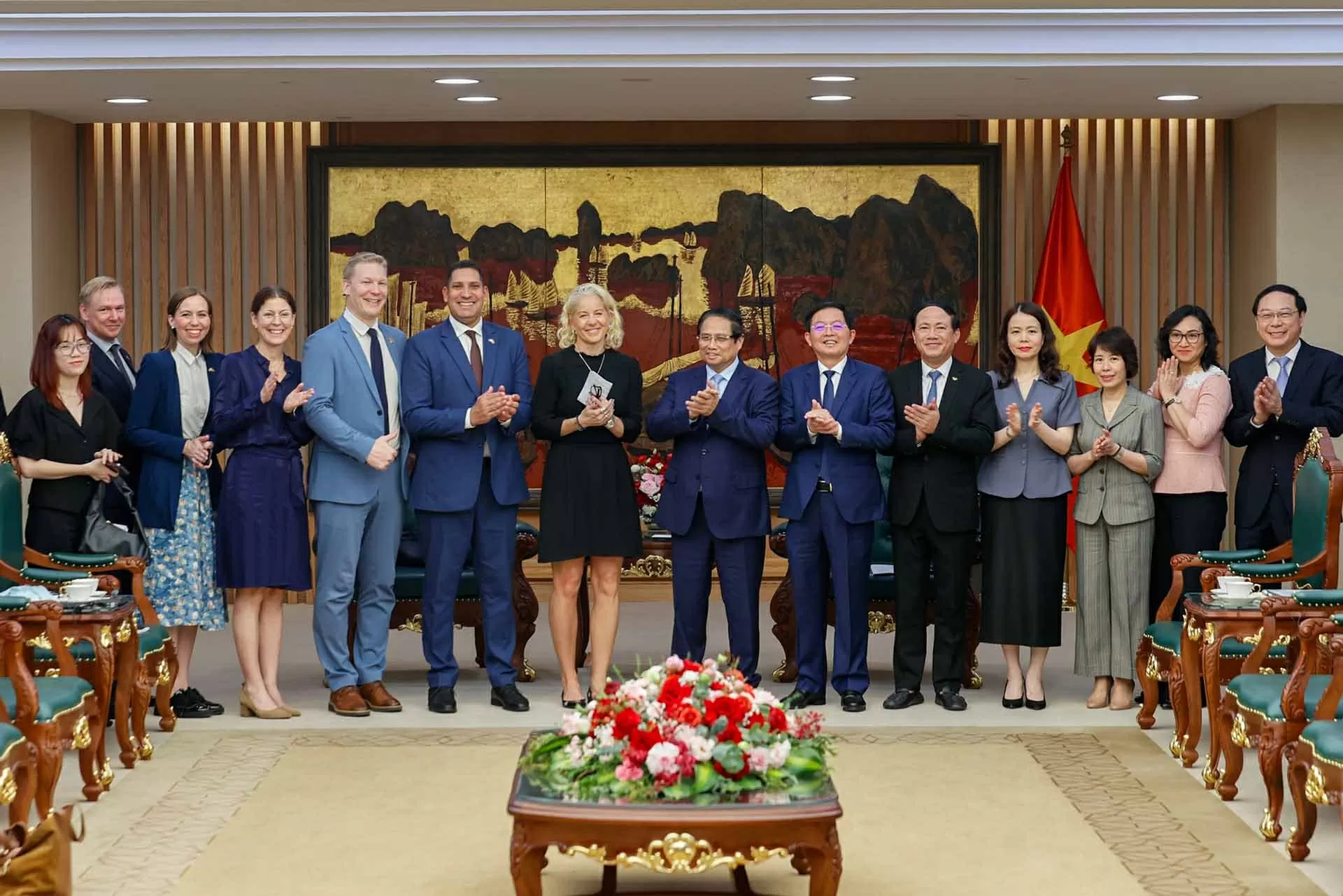 Thủ tướng Phạm Minh Chính tiếp Chủ tịch Tập đoàn SYRE, Thụy Điển