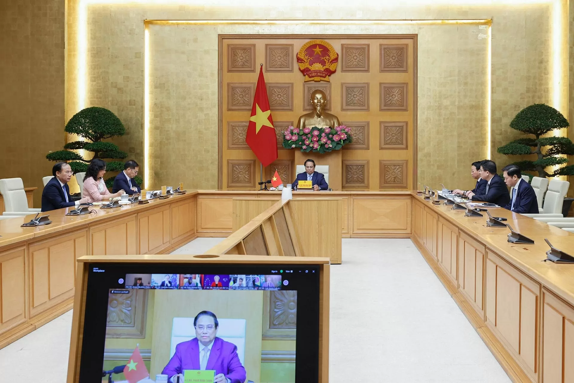 Thủ tướng Chính phủ: Bảo vệ hành tinh xanh là sứ mệnh nặng nề, đầy thử thách nhưng cũng mang ý nghĩa lịch sử, đầy vẻ vang