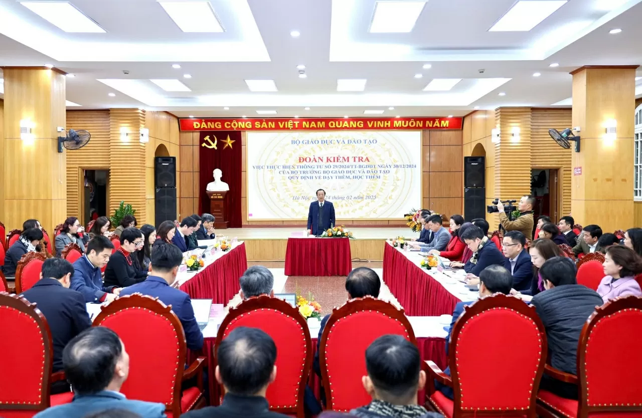 Bộ GD-ĐT đề nghị Hà Nội xử lý phản ánh về dạy thêm, học thêm trái quy định Bộ GD-ĐT đề nghị Hà Nội xử lý phản ánh về dạy thêm, học thêm trái quy định