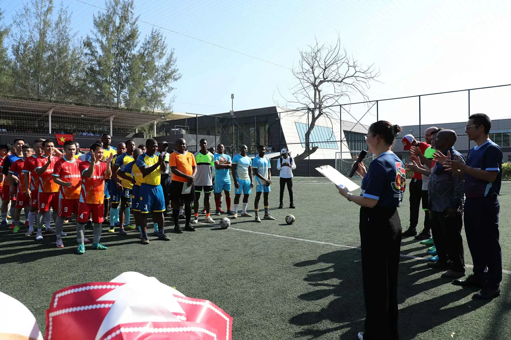 Đại sứ quán Việt Nam tại Mozambique tổ chức Giải bóng đá hữu nghị Đại sứ quán Việt Nam tại Mozambique tổ chức Giải bóng đá hữu nghị