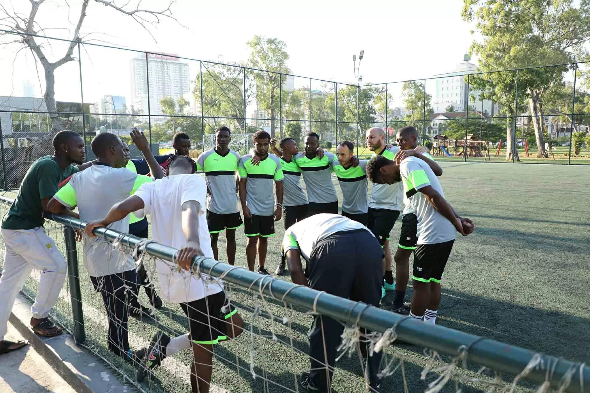 Đại sứ quán Việt Nam tại Mozambique tổ chức Giải bóng đá hữu nghị Đại sứ quán Việt Nam tại Mozambique tổ chức Giải bóng đá hữu nghị