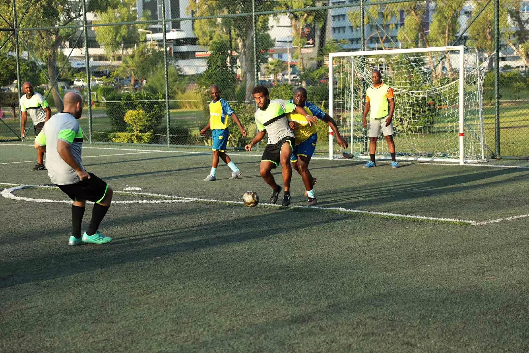 Đại sứ quán Việt Nam tại Mozambique tổ chức Giải bóng đá hữu nghị