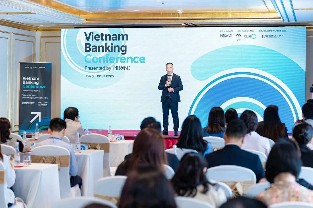 Công bố Top 30 thương hiệu ngân hàng mạnh nhất 2025 Công bố Top 30 thương hiệu ngân hàng mạnh nhất 2025