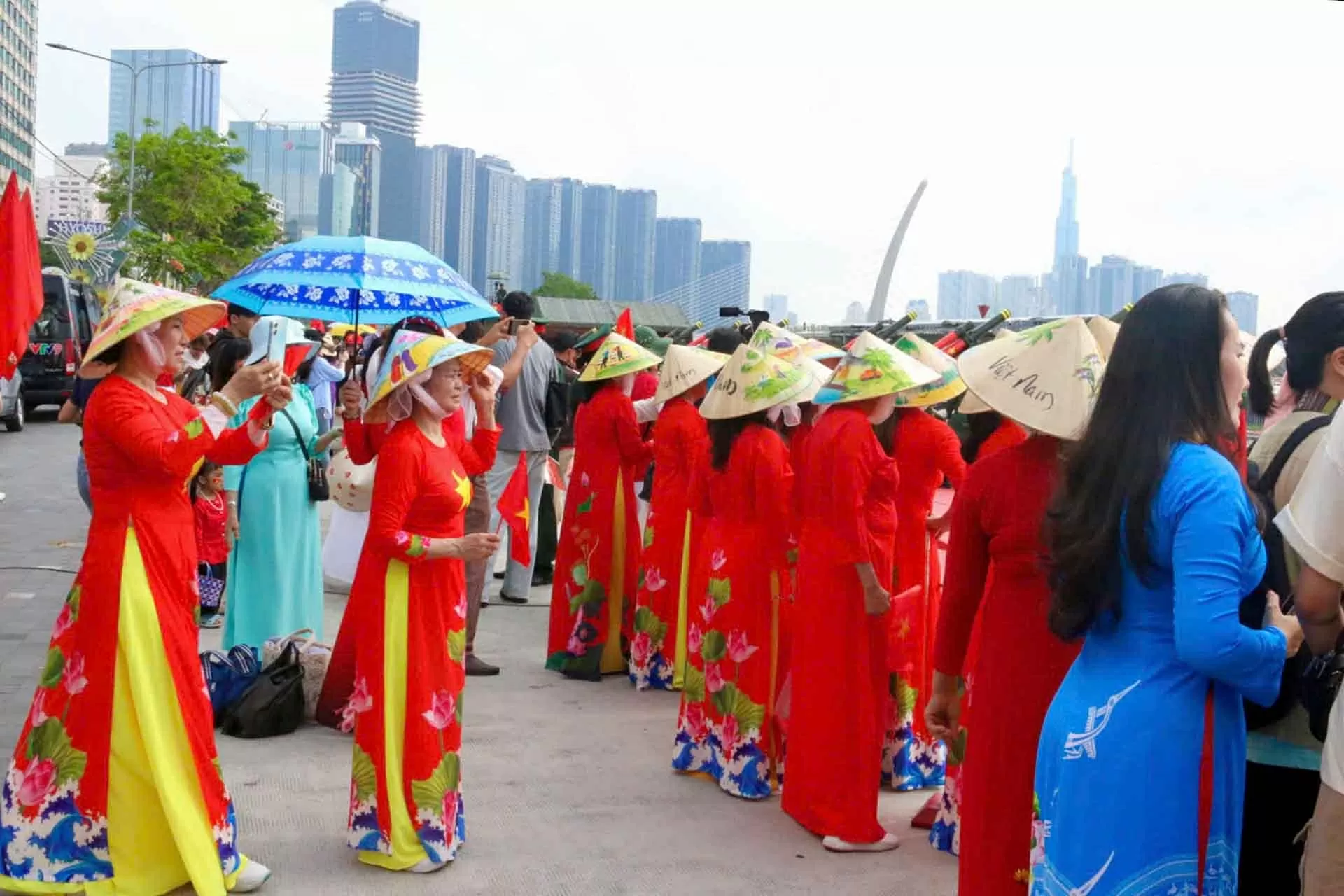 Điểm hẹn của những câu chuyện mới Điểm hẹn của những câu chuyện mới