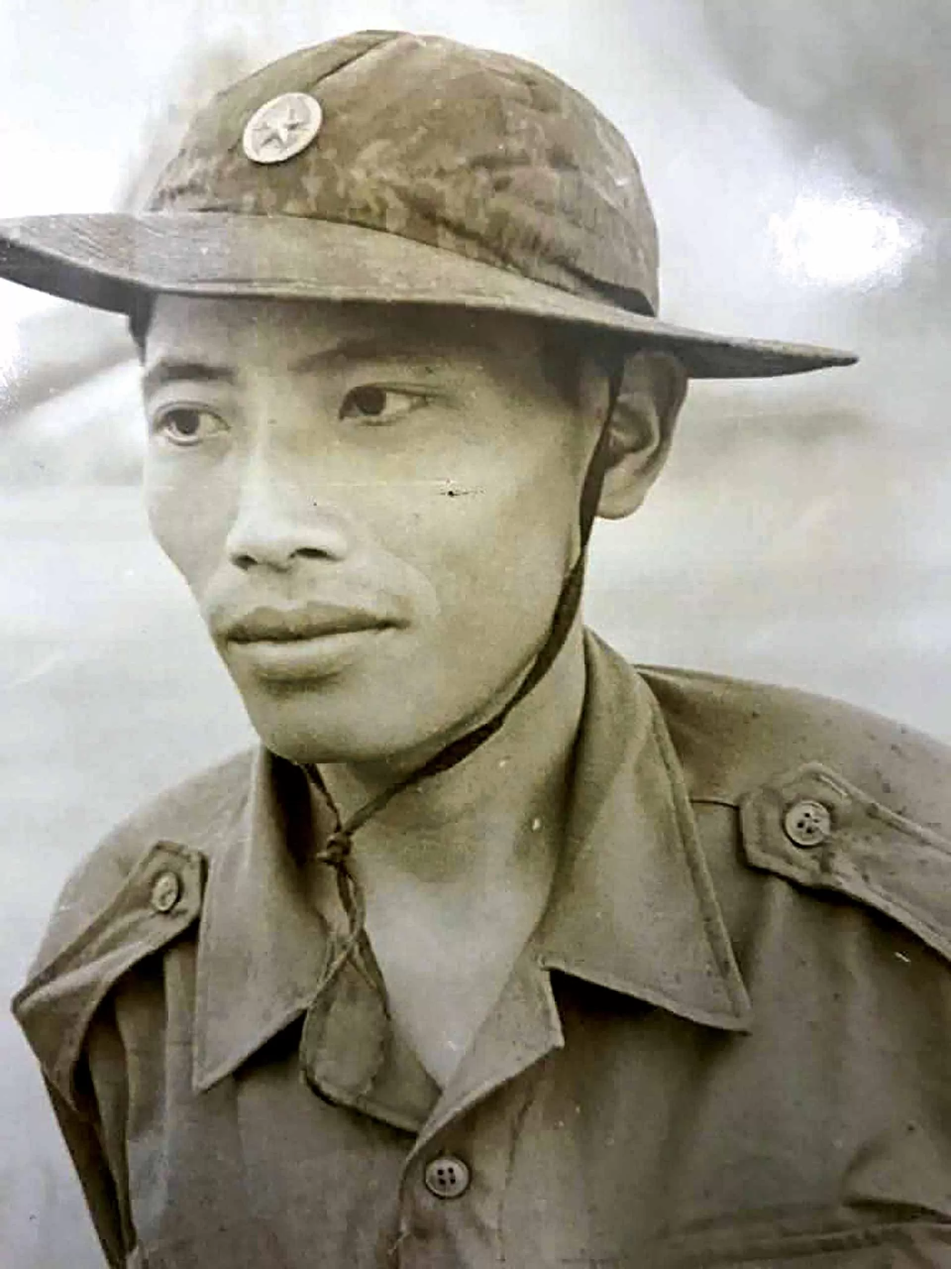 Một lần đi đưa công hàm cho Ủy ban Quốc tế