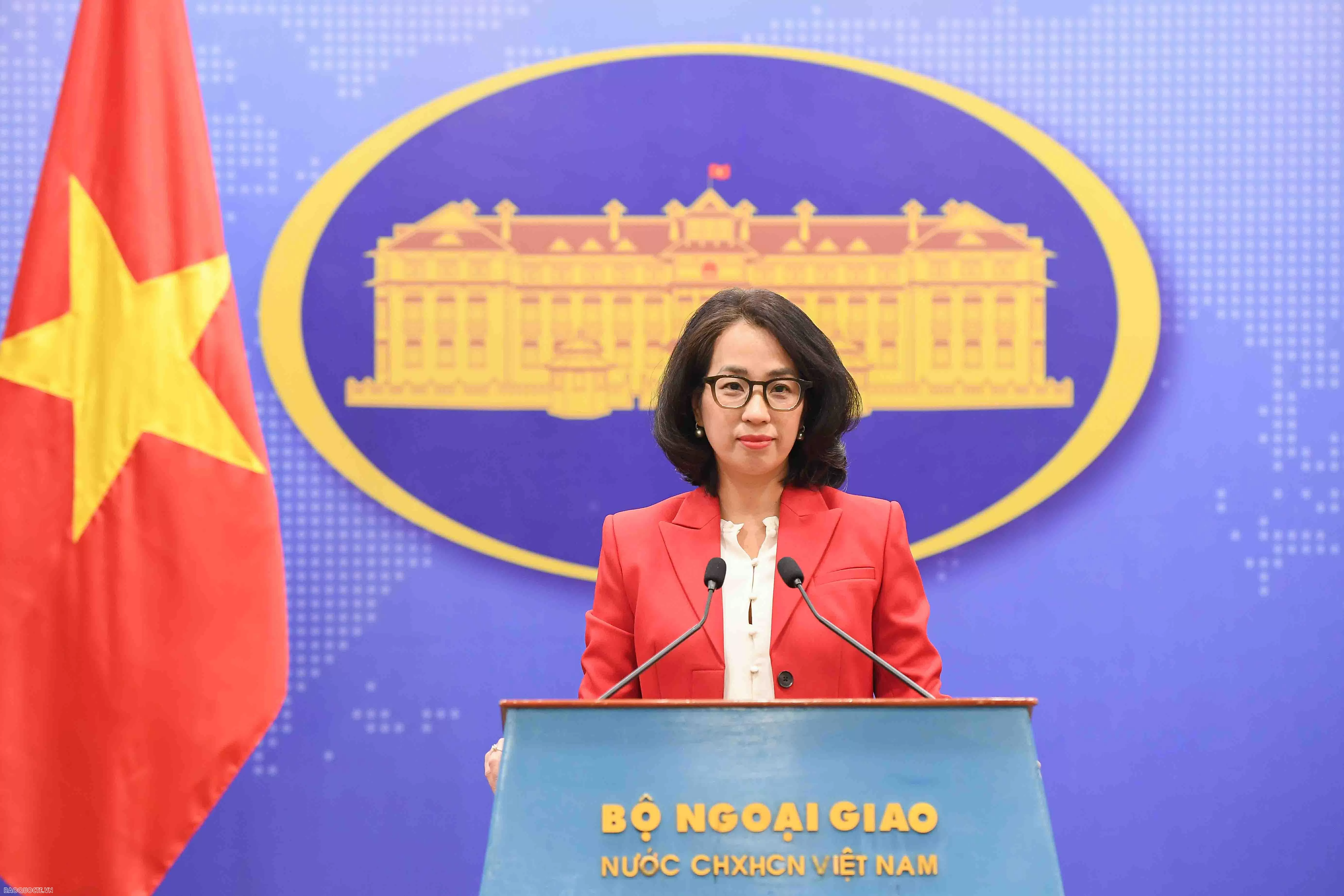 Việt Nam cam kết nỗ lực thúc đẩy hoạt động thương mại công bằng, minh bạch, bảo vệ quyền lợi cho Bình luận của Việt Nam về thông tin Mỹ sẽ áp thuế lên đến 800% đối với pin năng lượng mặt trời