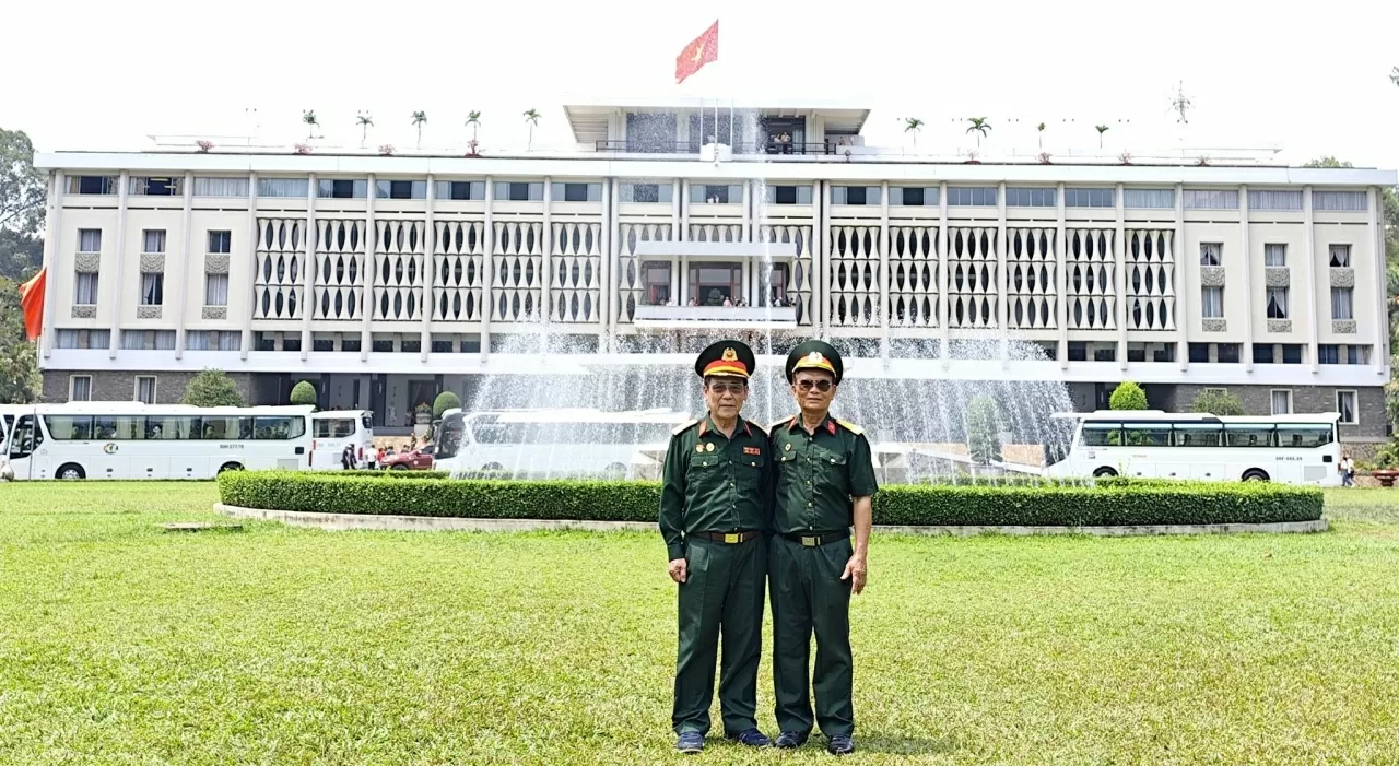 Vẫn mơ ngày chiến thắng