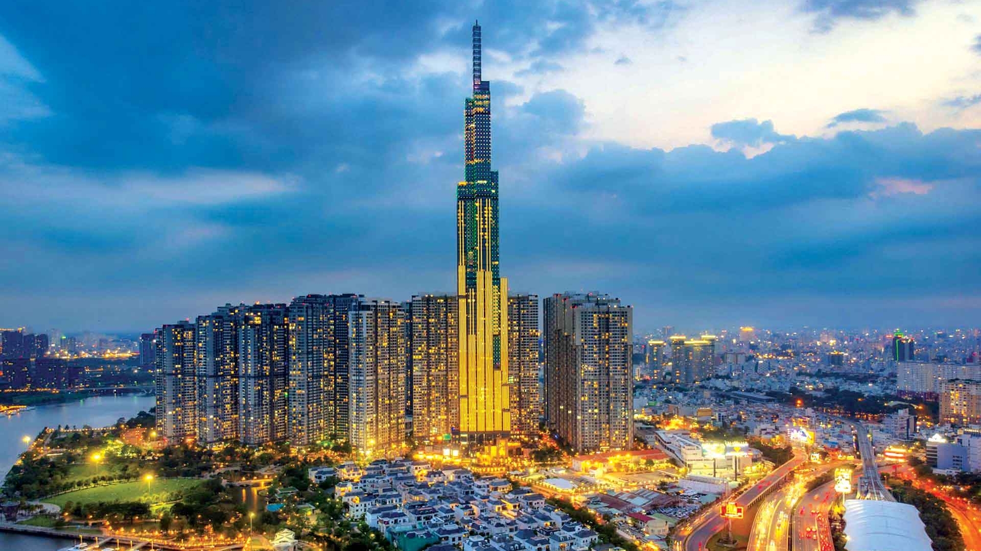 Thị trường bất động sản 6 tháng đầu năm 2025: 'Đòn bẩy' từ hạ tầng kết nối liên vùng, TP. Hồ Chí Minh tăng sức hút