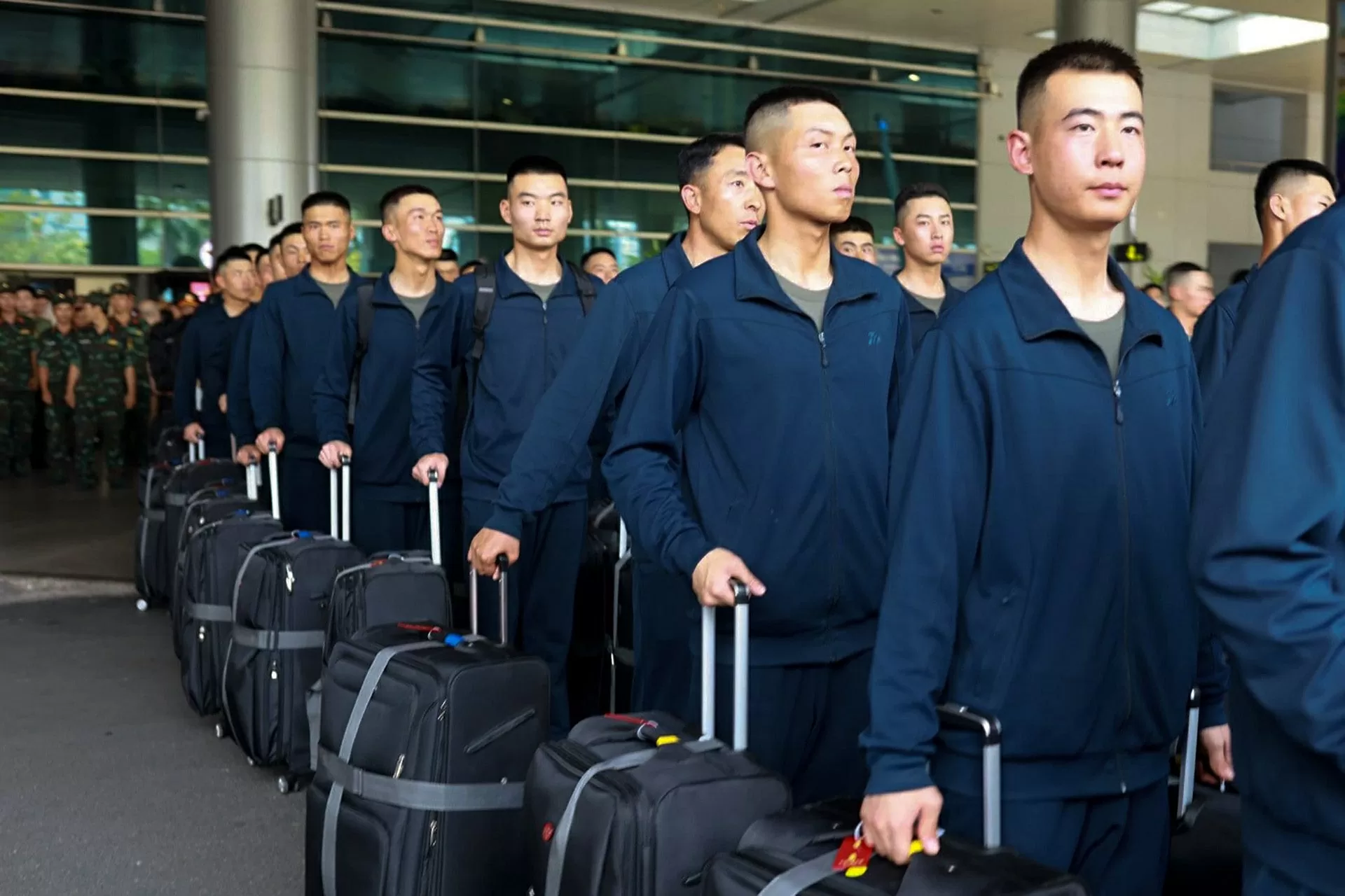 Quân giải phóng nhân dân Trung Quốc đến TP. HCM chuẩn bị diễu binh 30/4 Hơn 100 cán bộ, chiến sĩ Trung Quốc đến Việt Nam chuẩn bị diễu binh kỷ niệm 30/4