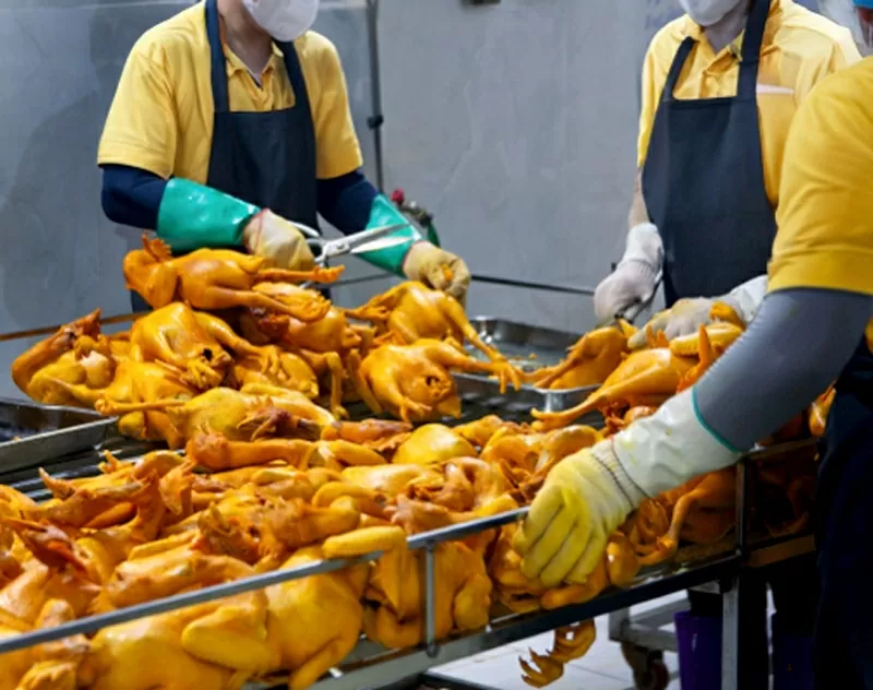 Quy trình chế biến được đảm bảo về sinh ở từng khâu tại Bác 2 Voi Quy trình chế biến được đảm bảo về sinh ở từng khâu tại Bác 2 Voi