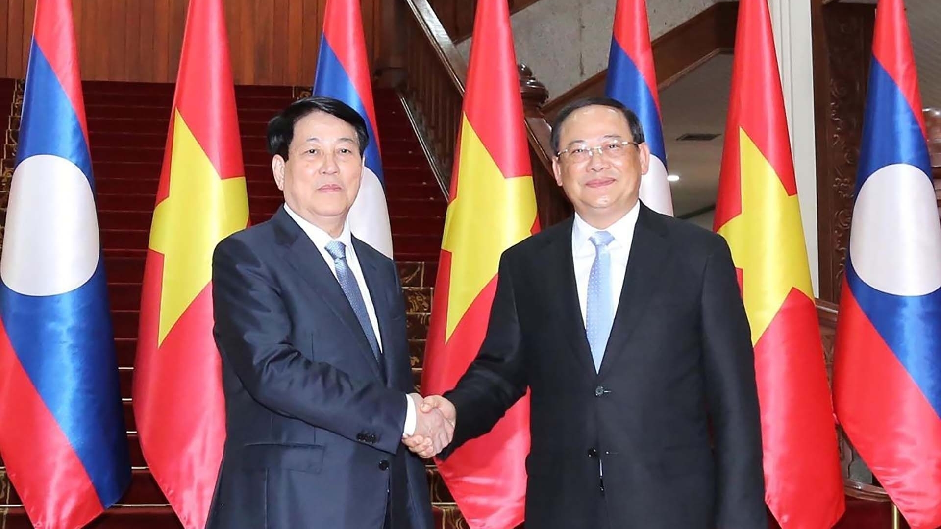 viet nam lao huong toi muc tieu kim ngach thuong mai 5 ty usd